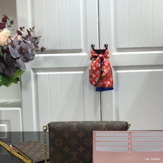 Cheap LOUIS POCHETTE FÉLICIE VUITTON 0730